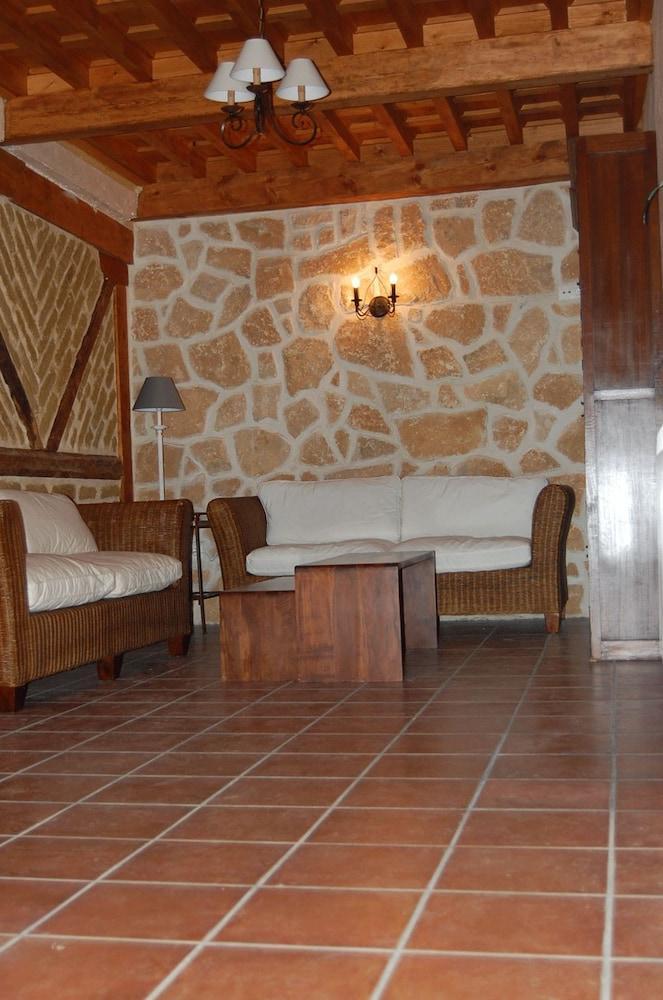 מלון Villarmentero de Campos La Casona De Dona Petra מראה חיצוני תמונה