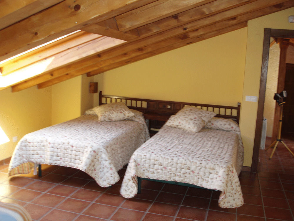 מלון Villarmentero de Campos La Casona De Dona Petra מראה חיצוני תמונה
